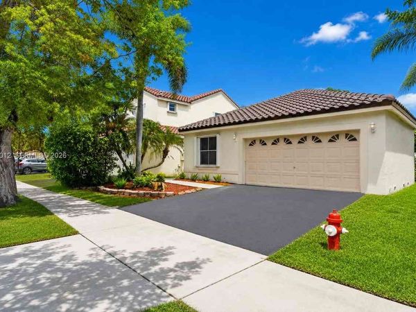 116 W Bayridge Dr, Weston, FL 33326