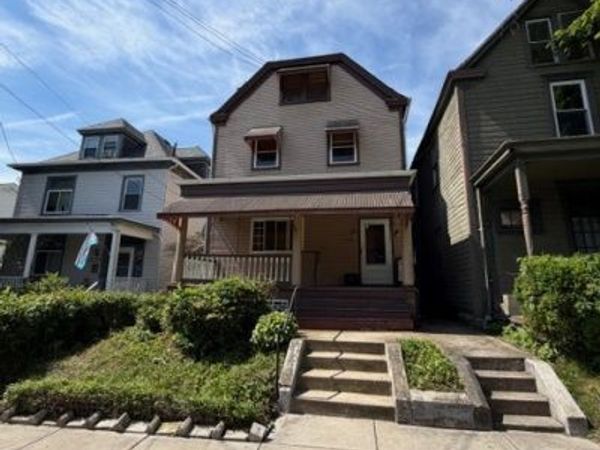 7728 Lyman St, Pittsburgh, PA 15221