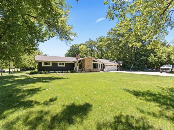 3290 S Johnson Rd, New Berlin, WI 53146