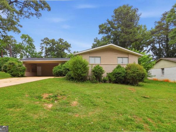 3840 Emerald North Drive, Decatur, GA 30035
