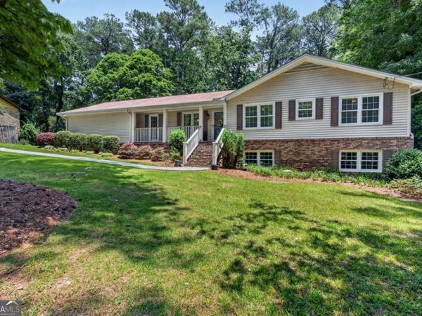 2868 Hickory Lane, Snellville, GA 30078