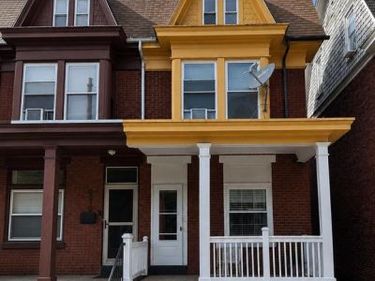 1912 CHESTNUT STREET, HARRISBURG, PA 17104
