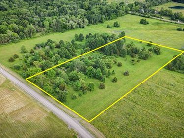 V/L-1 Lake Street , Hector, NY 14841