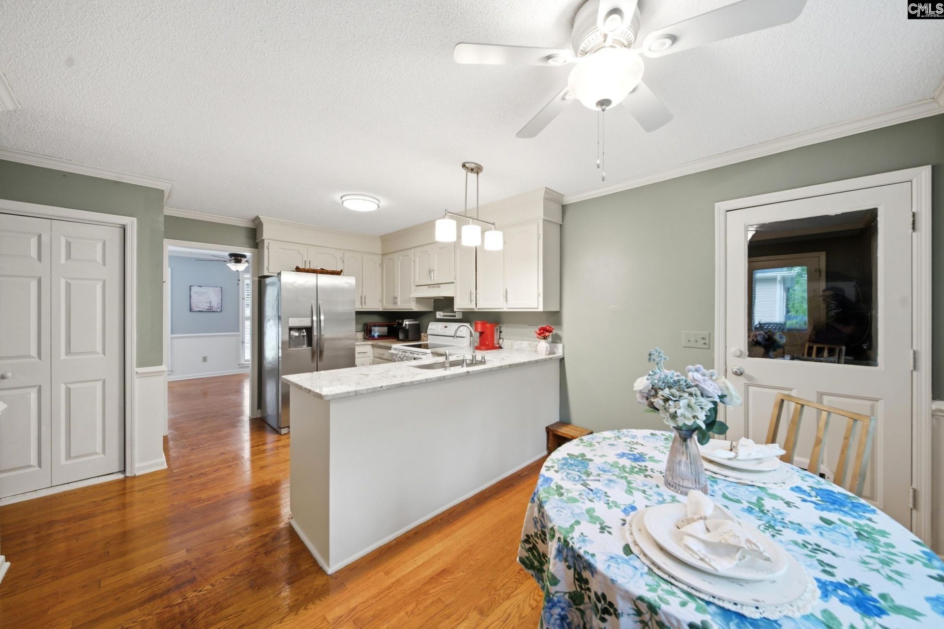 505 Mallard Lakes Drive Photo 11