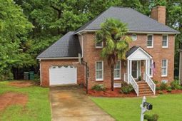 505 Mallard Lakes Drive photo 4