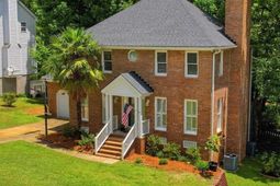 505 Mallard Lakes Drive photo 4