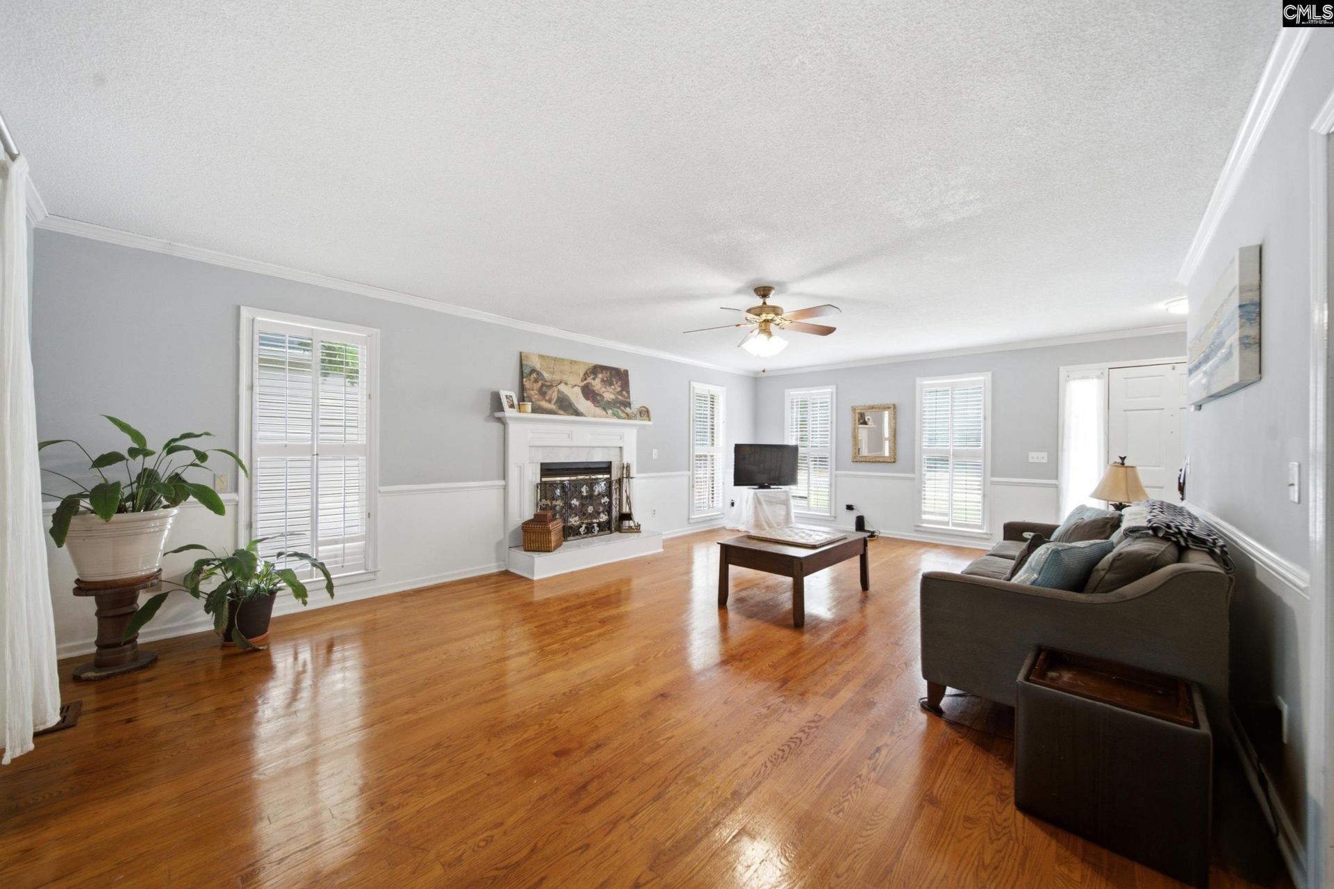 505 Mallard Lakes Drive Photo 6