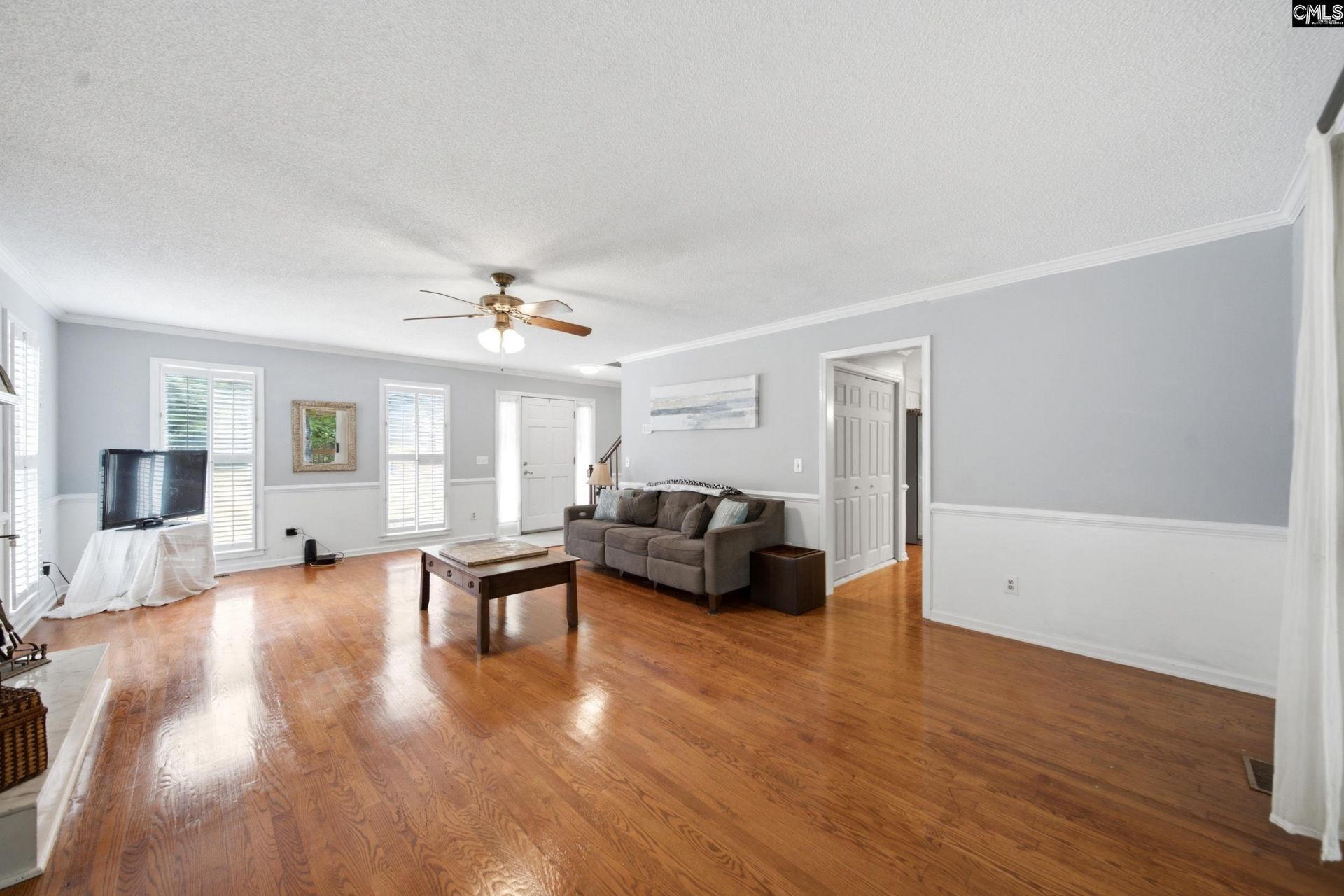 505 Mallard Lakes Drive Photo 7