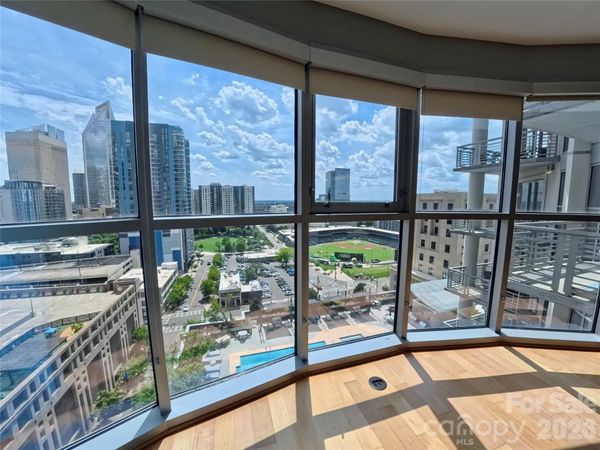 333 W Trade Street, Unit 1210, Charlotte, NC 28202