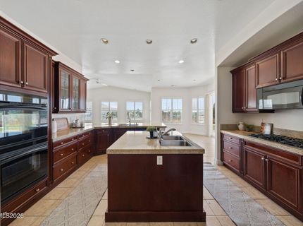 15200 Chateau Avenue, Reno, NV 89511 Photo