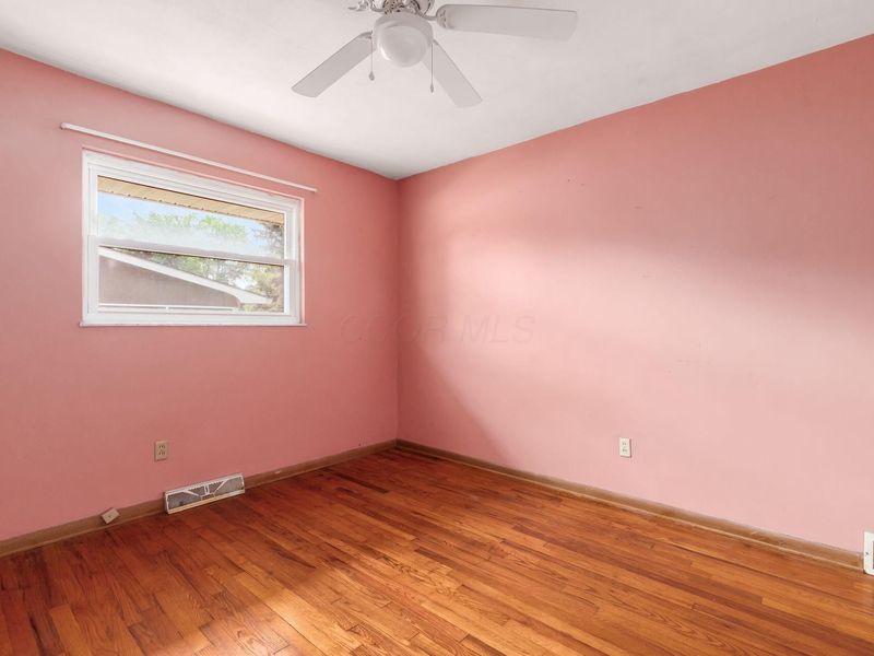 1417 Devonhurst Drive , Columbus, OH 43232 Photo 23