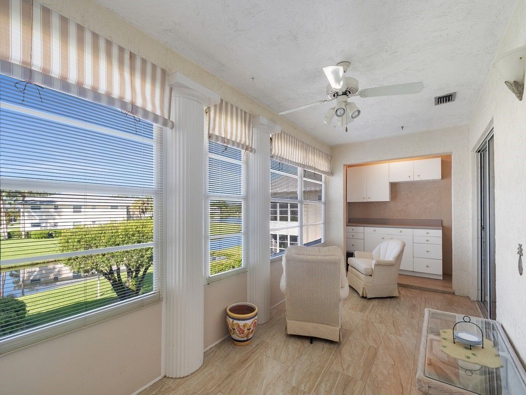 375 N Grove Isle Circle, Unit 375, Vero Beach, FL 32962 Photo