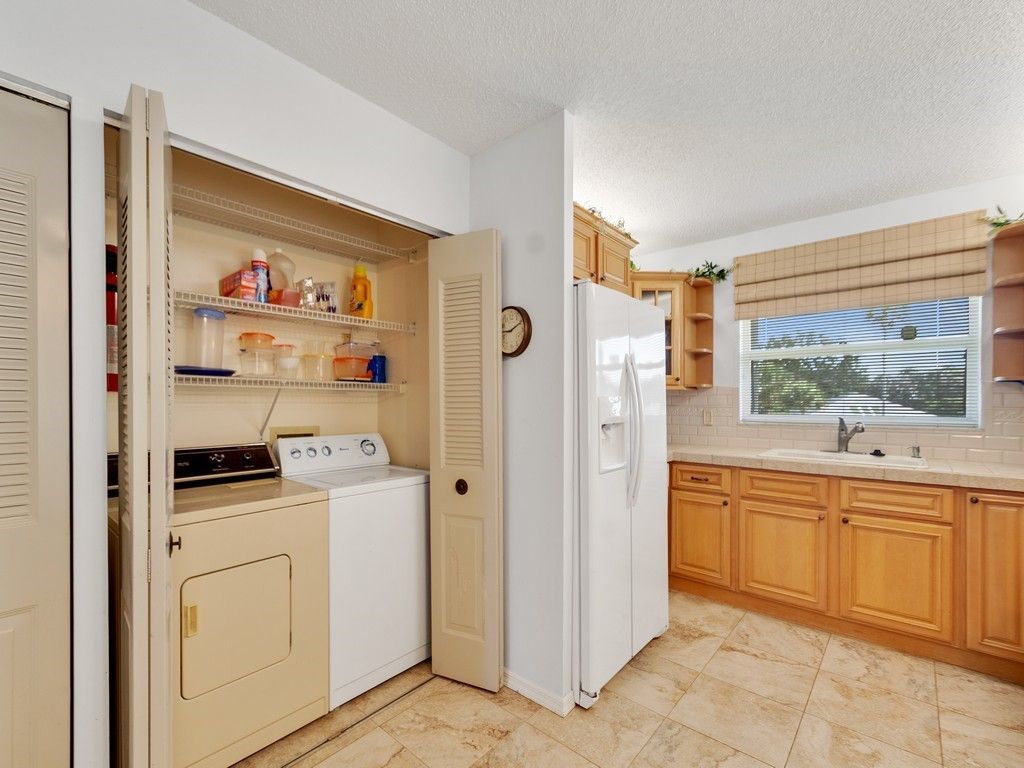 375 N Grove Isle Circle, Unit 375, Vero Beach, FL 32962 Photo