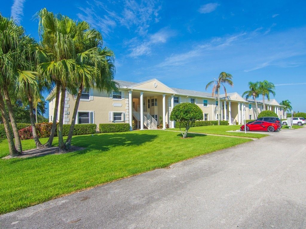 375 N Grove Isle Circle, Unit 375, Vero Beach, FL 32962 Photo