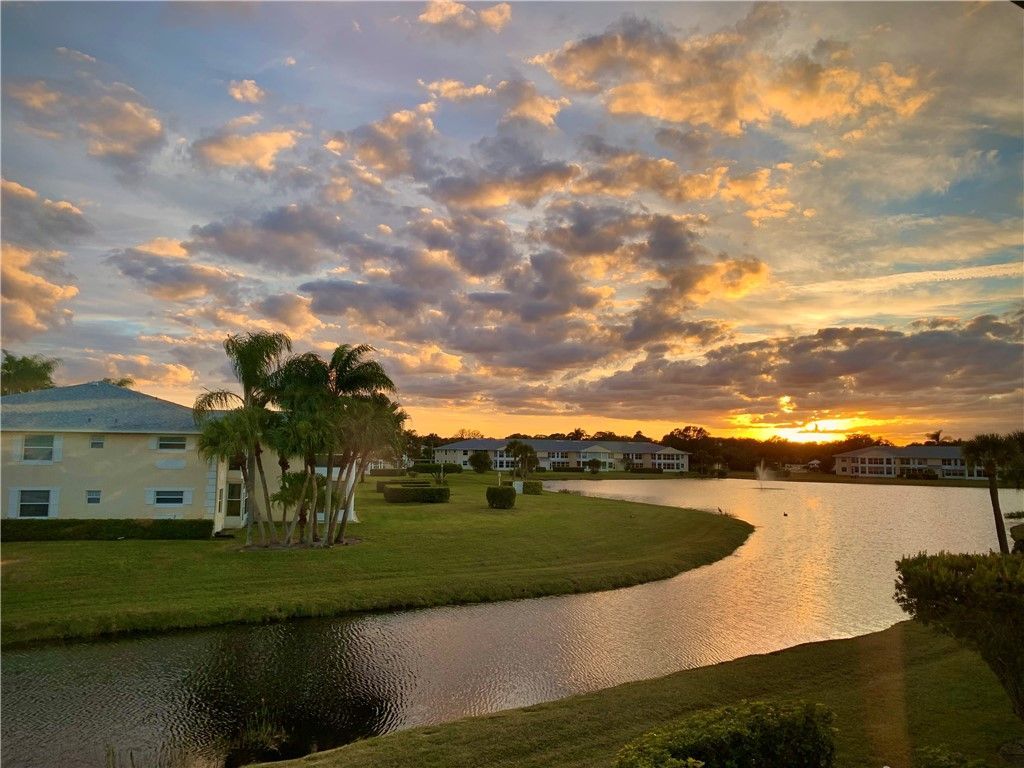 375 N Grove Isle Circle, Unit 375, Vero Beach, FL 32962 Photo