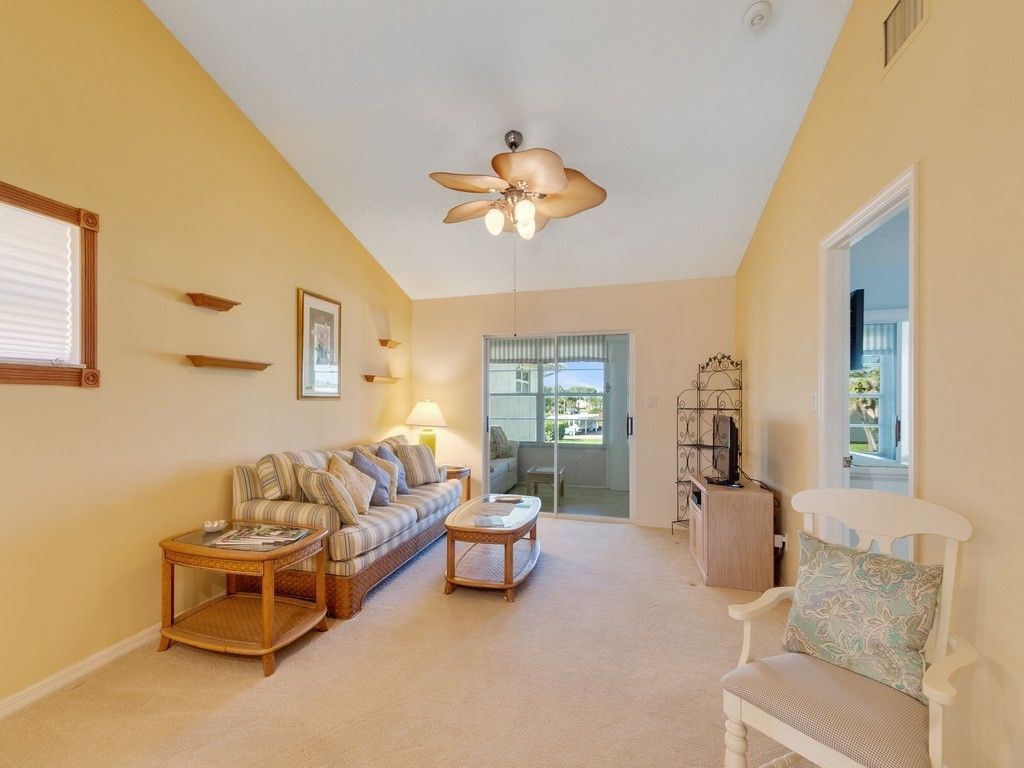 375 N Grove Isle Circle, Unit 375, Vero Beach, FL 32962 Photo