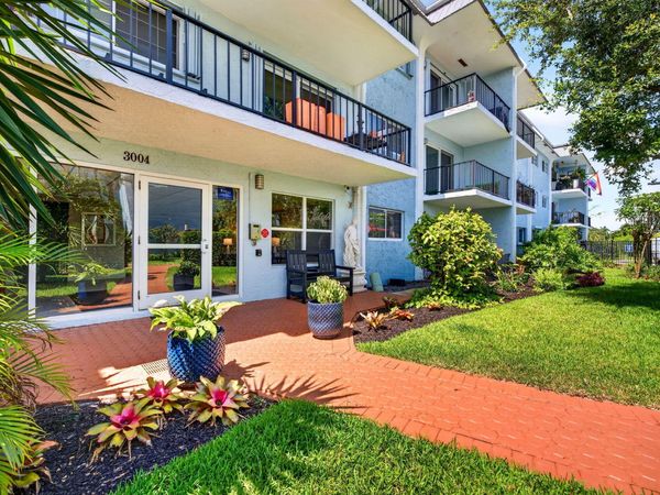 3004 NE 5th Terrace, Unit 216-c, Wilton Manors, FL 33334