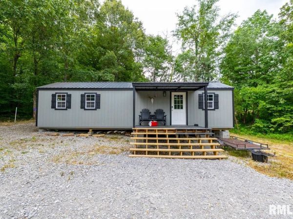 000 Grand Pierre Drive, Golconda, IL 62938