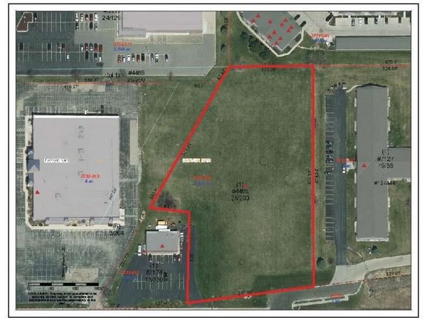 118 Industrial Drive, Beaver Dam, WI 53916