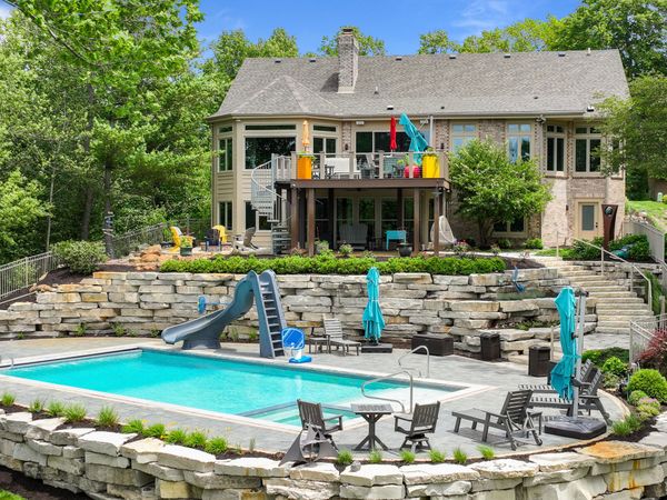 6474 Blue Heron Pointe Dr, Waterford, WI 53185