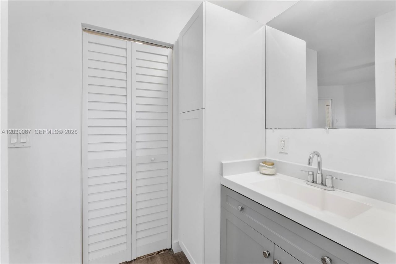 9836 NW 2nd Ct, Plantation, FL 33324 Photo