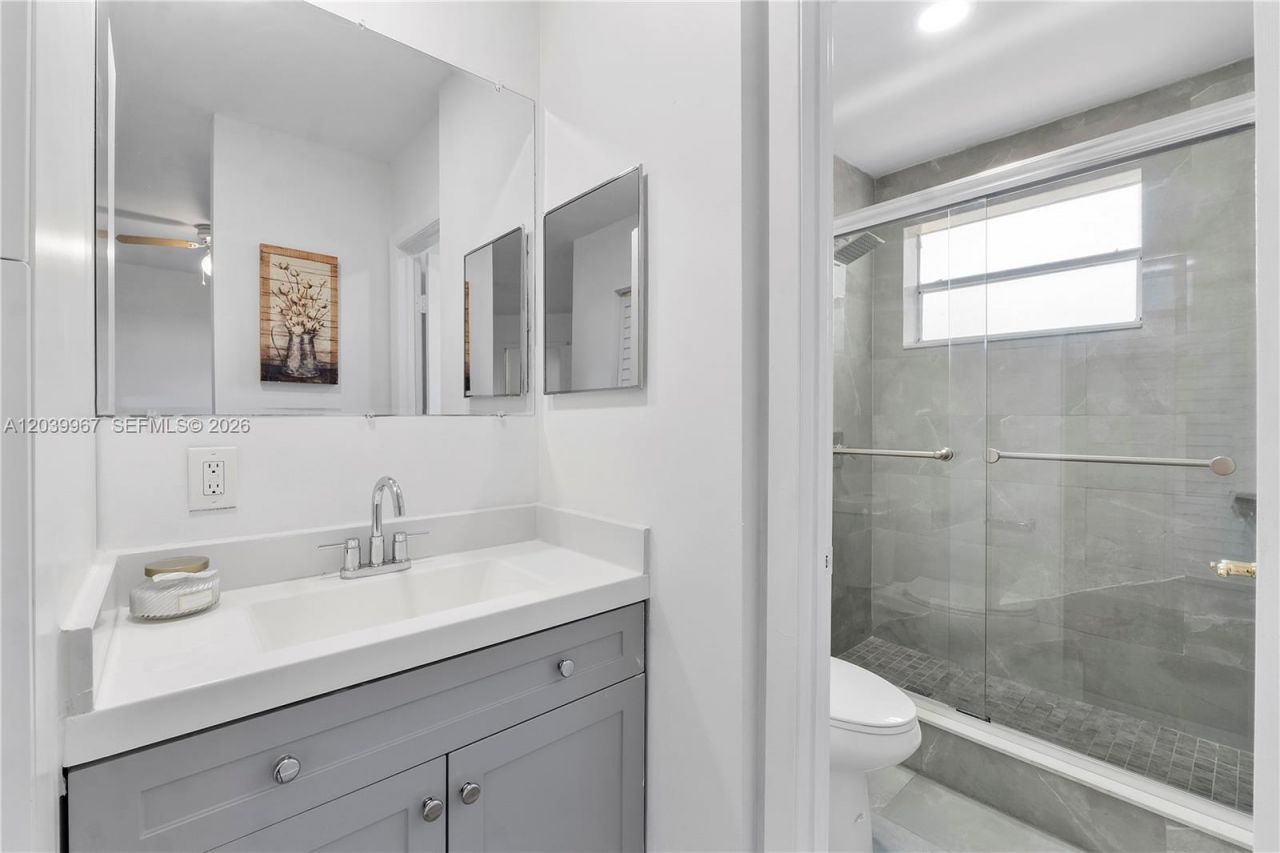 9836 NW 2nd Ct, Plantation, FL 33324 Photo