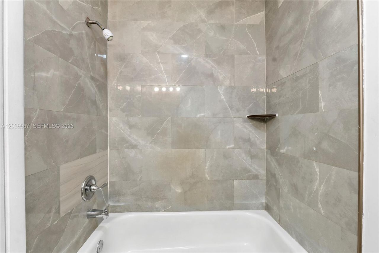 9836 NW 2nd Ct, Plantation, FL 33324 Photo
