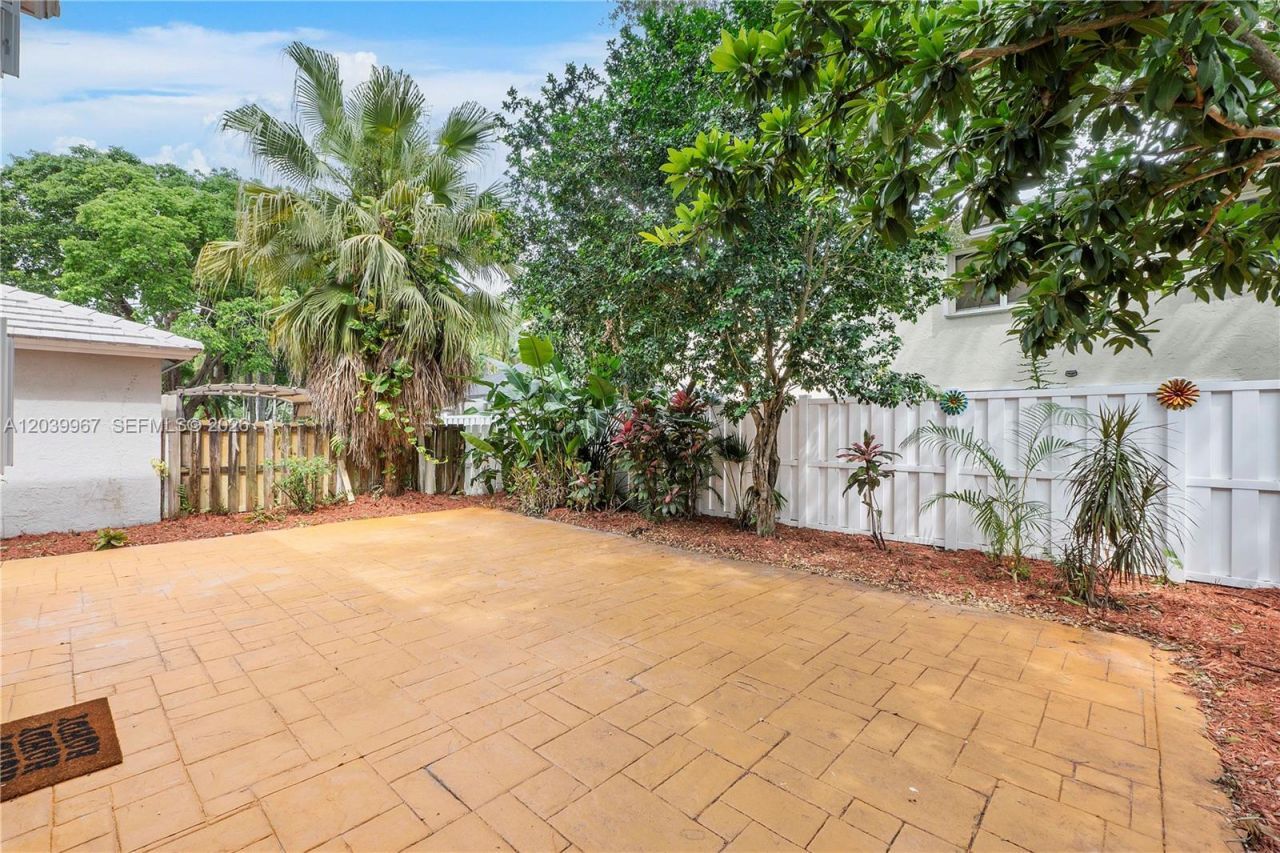 9836 NW 2nd Ct, Plantation, FL 33324 Photo