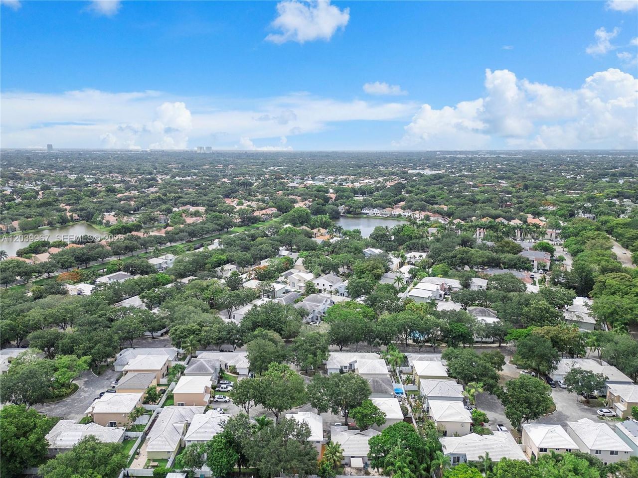 9836 NW 2nd Ct, Plantation, FL 33324 Photo