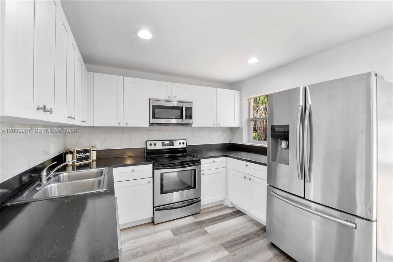 9836 NW 2nd Ct, Plantation, FL 33324 Photo