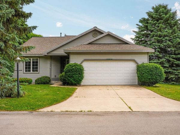 12016 Elk Run S, Traverse City, MI 49684