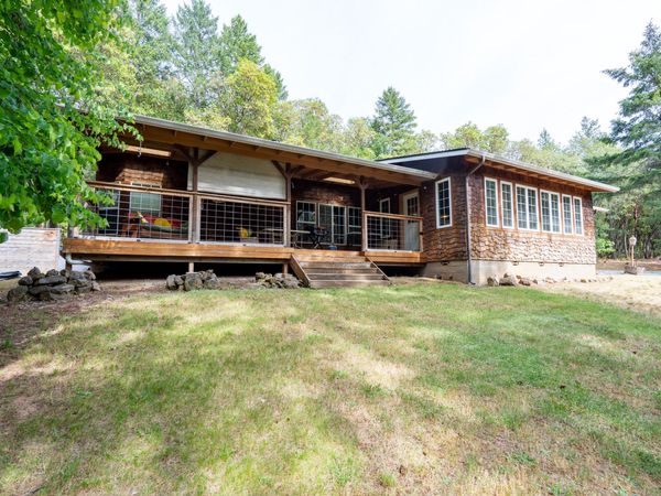 271 Highwood, Grants Pass, OR 97527