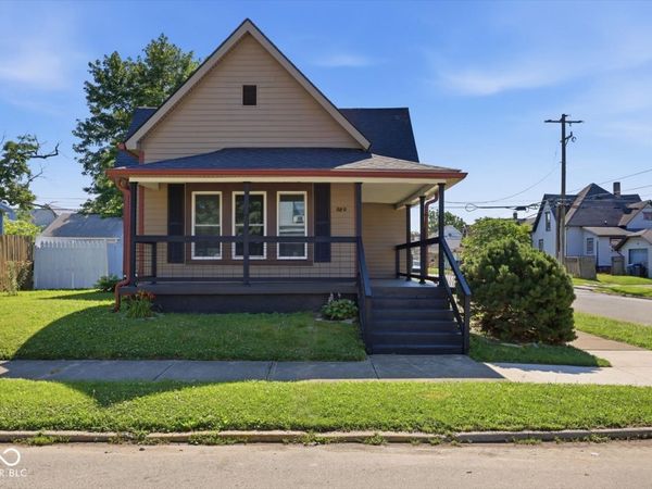 880 S Tompkins Street S, Shelbyville, IN 46176