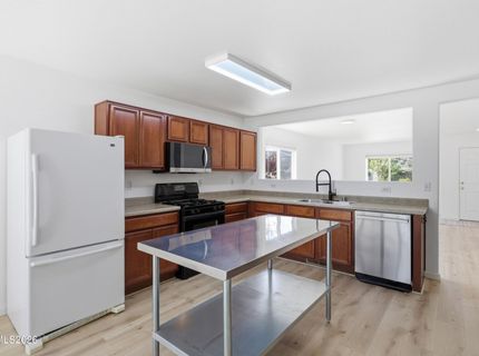 7469 Tallgrass Drive, Reno, NV 89506 Photo