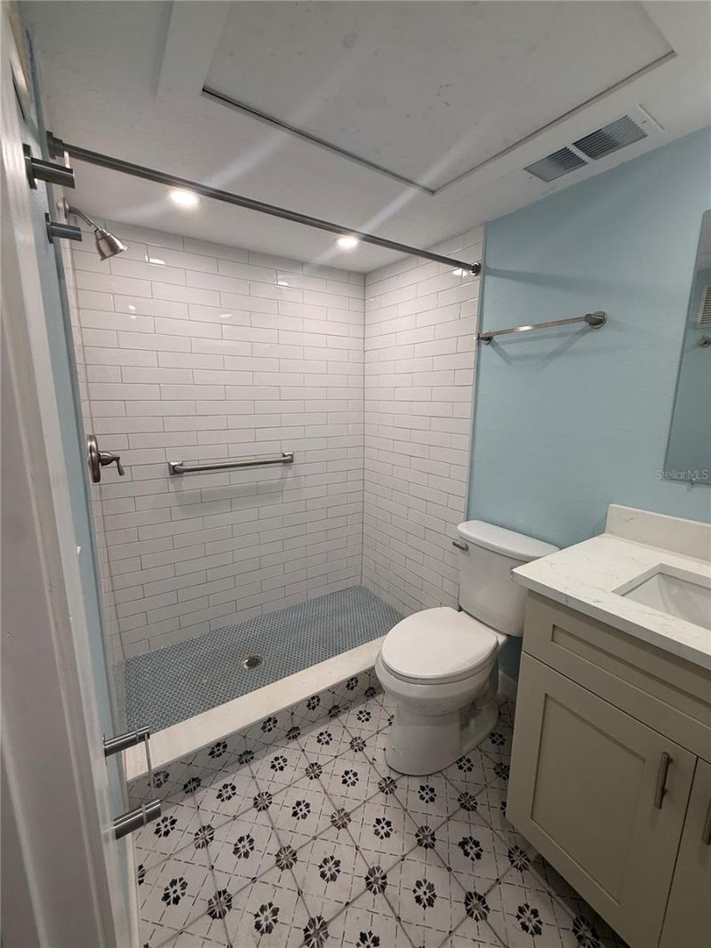 171 Medallion Boulevard , Unit B, Madeira Beach, FL 33708 Photo