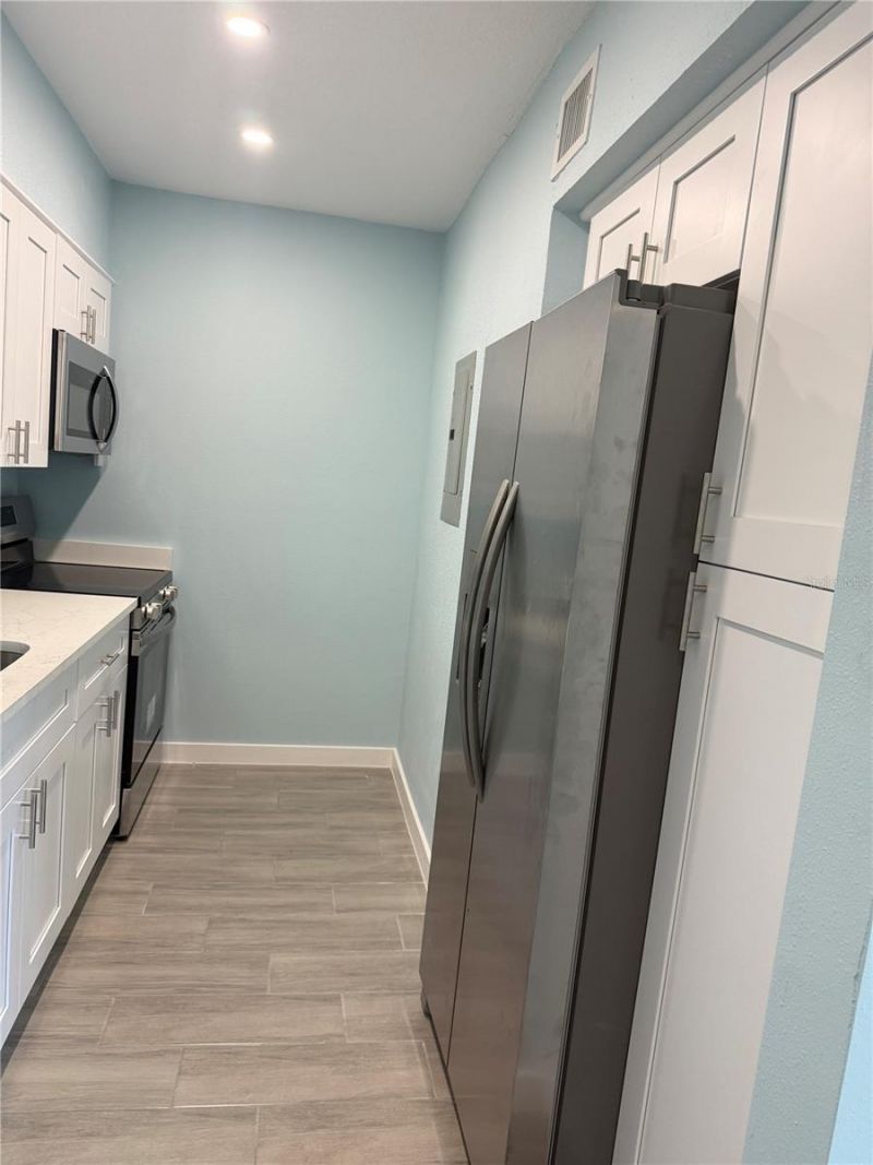 171 Medallion Boulevard , Unit B, Madeira Beach, FL 33708 Photo