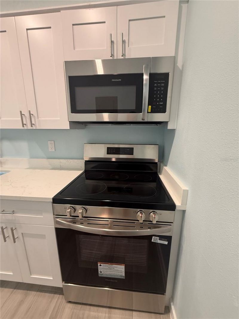 171 Medallion Boulevard , Unit B, Madeira Beach, FL 33708 Photo