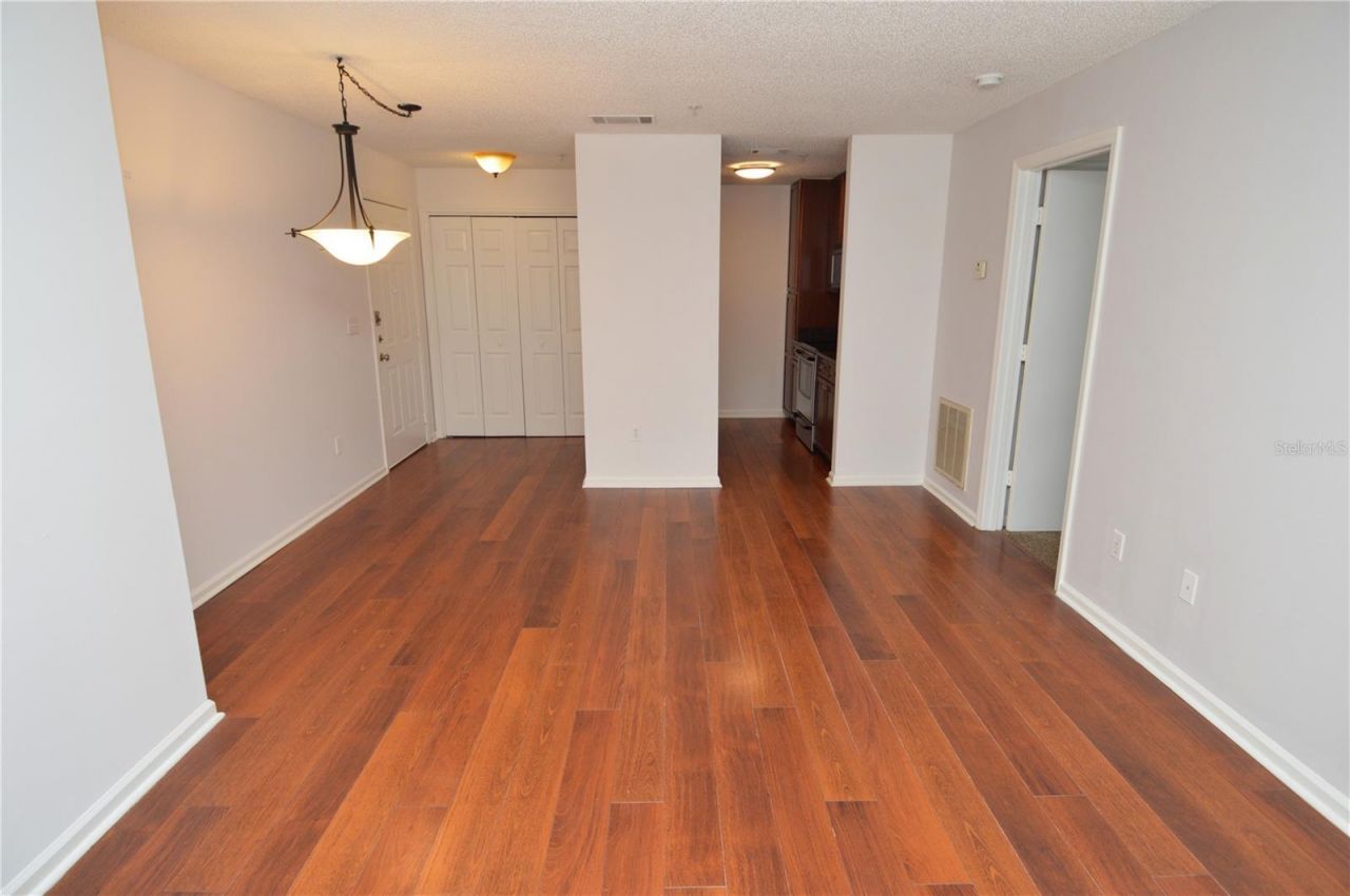 11901 4th Street N, Unit 7204, Saint Petersburg, FL 33716 Photo