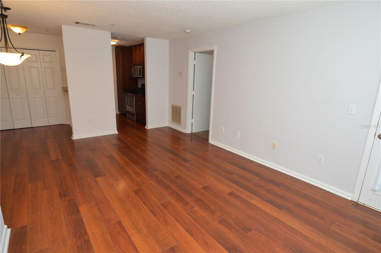 11901 4th Street N, Unit 7204, Saint Petersburg, FL 33716 Photo