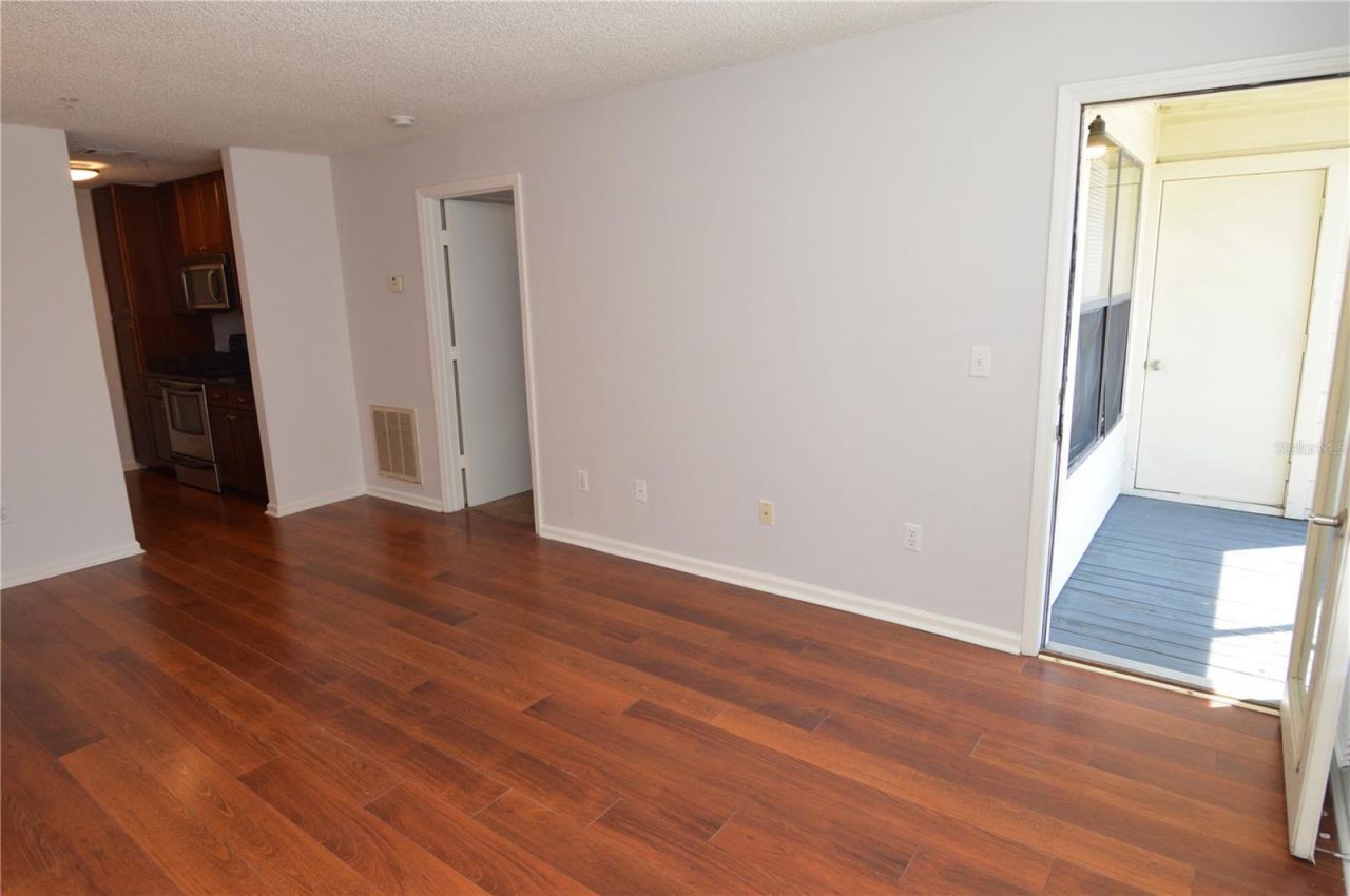 11901 4th Street N, Unit 7204, Saint Petersburg, FL 33716 Photo