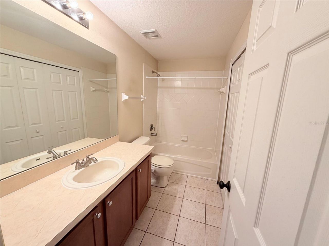110 Coquina Bay Drive, Saint Petersburg, FL 33705 Photo