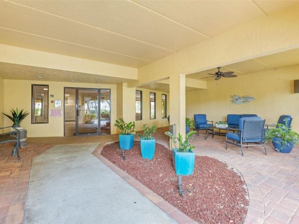 5817 PARK STREET N, Unit 302, ST PETERSBURG, FL 33709