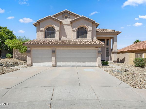 1004 E Amberwood Drive, Phoenix, AZ 85048