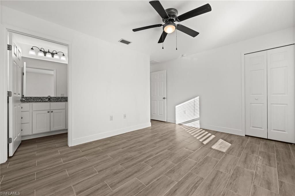 915-917 Graystone Ave, Lehigh Acres, FL 33974 Photo