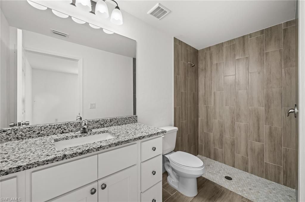 915-917 Graystone Ave, Lehigh Acres, FL 33974 Photo