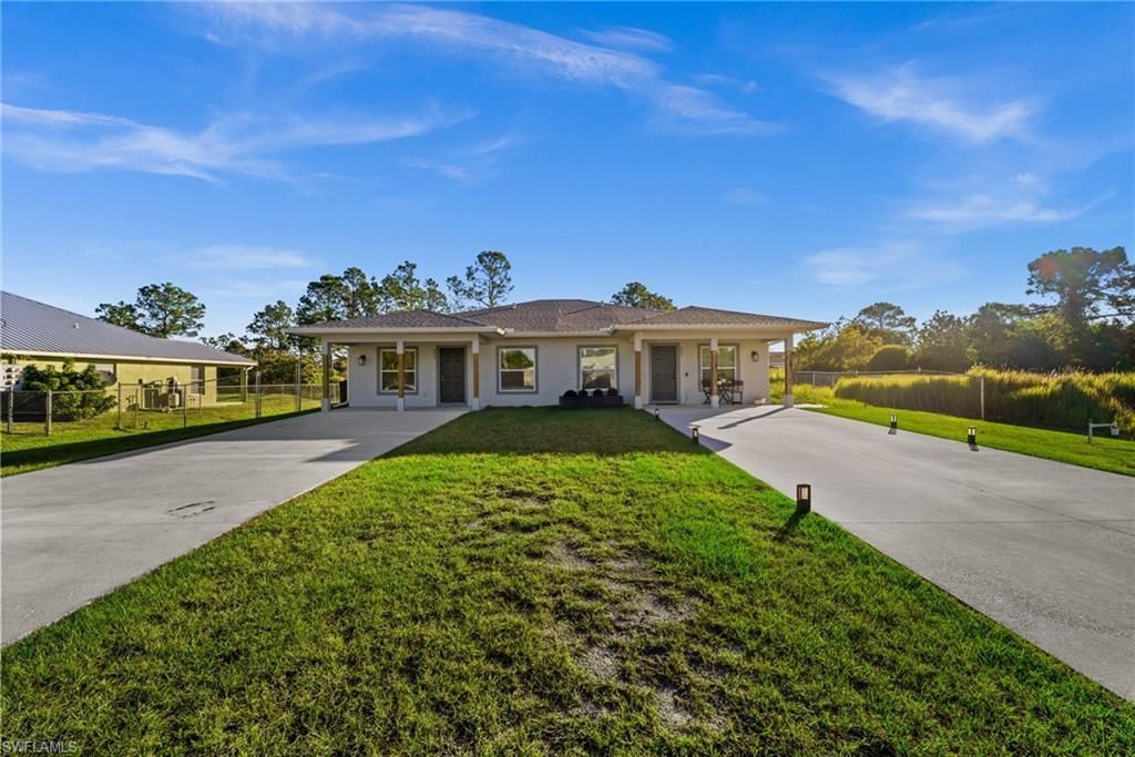 915-917 Graystone Ave, Lehigh Acres, FL 33974 Photo