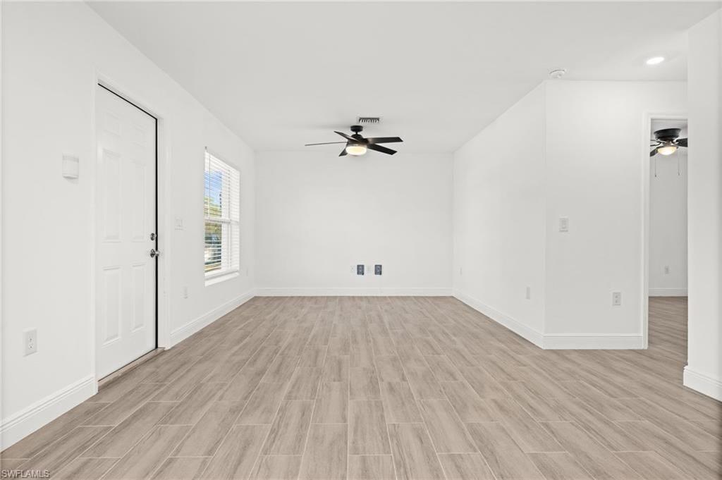 915-917 Graystone Ave, Lehigh Acres, FL 33974 Photo