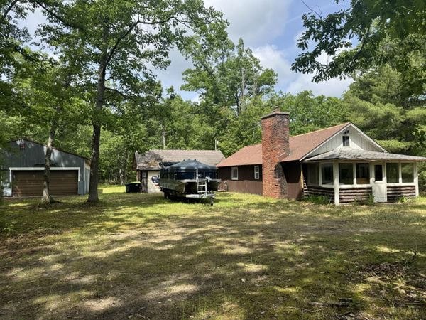 4634 Wilson Road, Indian River, MI 49749