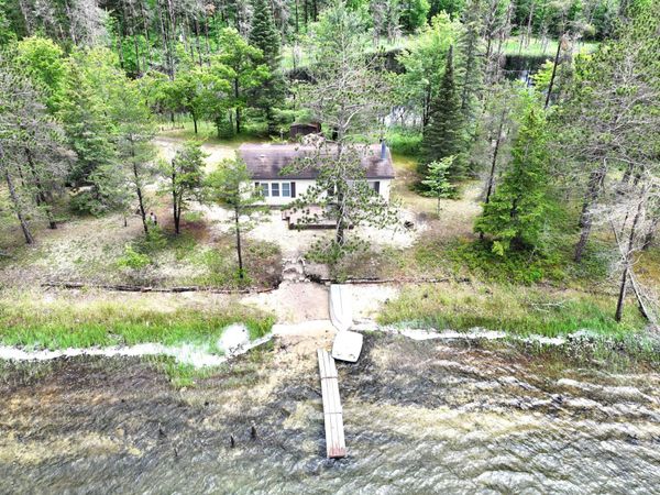 7584 Melvindale Camp Road, Johannesburg, MI 49751