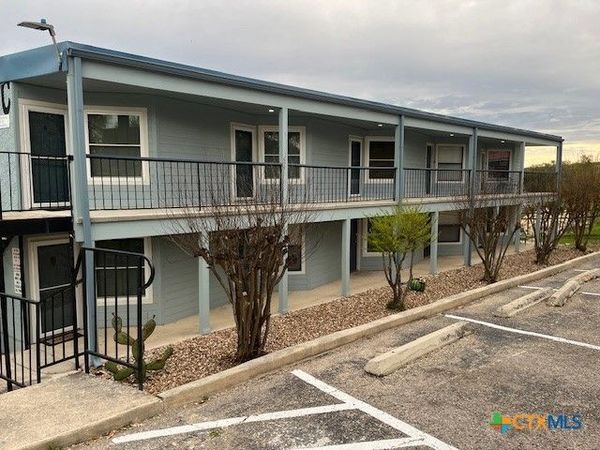 943 Parkview Drive , Unit C3, Canyon Lake, TX 78133